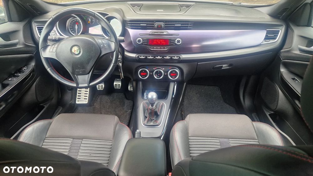 Alfa Romeo Giulietta 2.0 JTDM 16V Veloce - 13