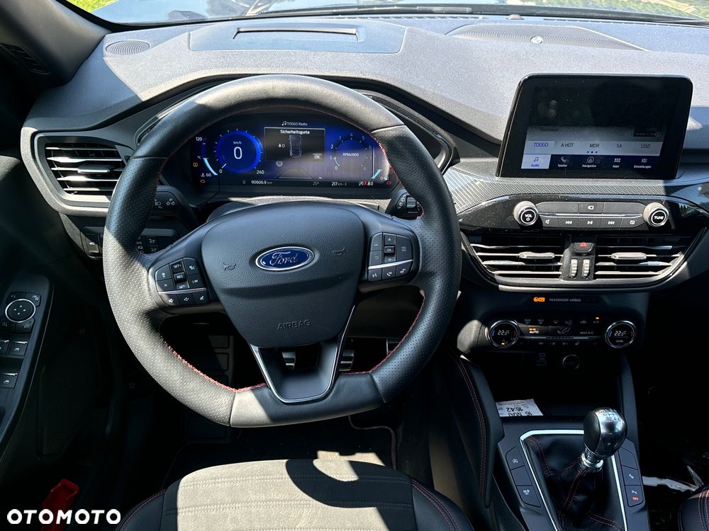 Ford Kuga 1.5 EcoBoost ST-LINE X - 13