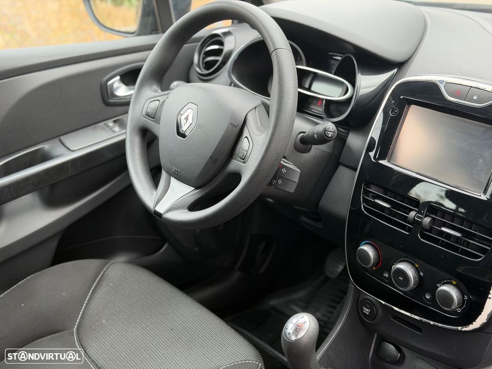 Renault Clio ENERGY TCe 90 Start & Stop Experience - 10