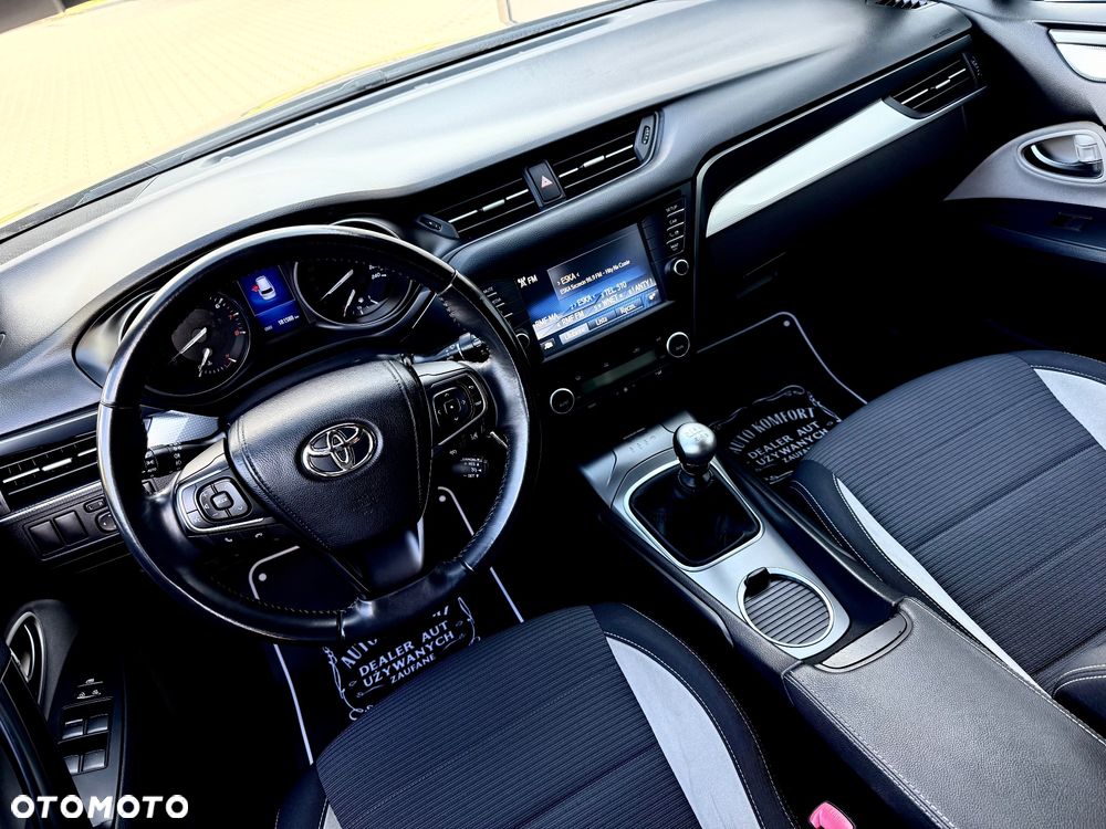 Toyota Avensis 1.8 Prestige - 6