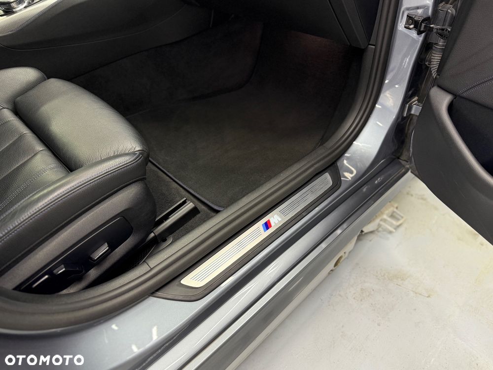 BMW Seria 5 520d M Sport Edition - 22