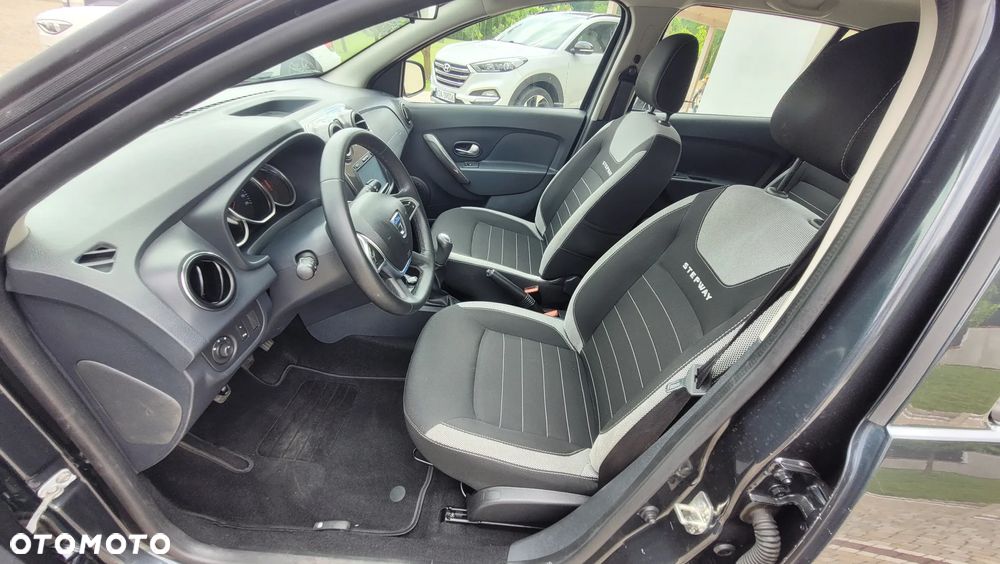 Dacia Sandero Stepway Blue dCi 95 Celebration - 10