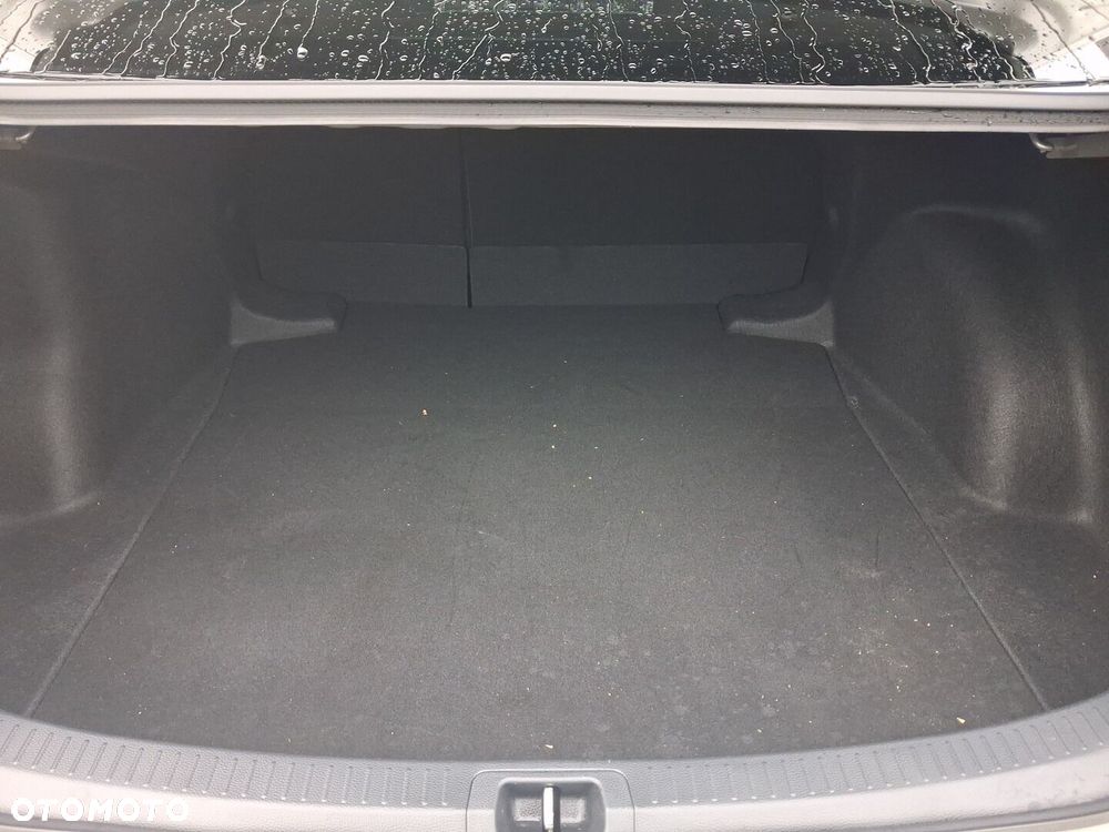 Toyota Corolla 1.8 Hybrid Style - 14