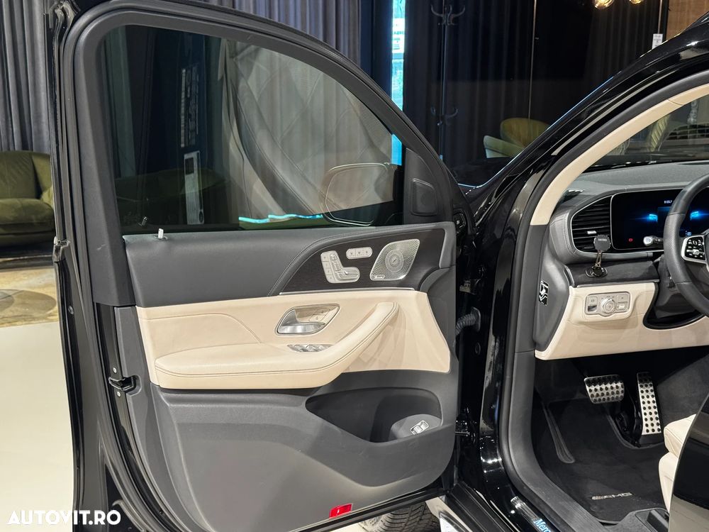 Mercedes-Benz GLS - 28