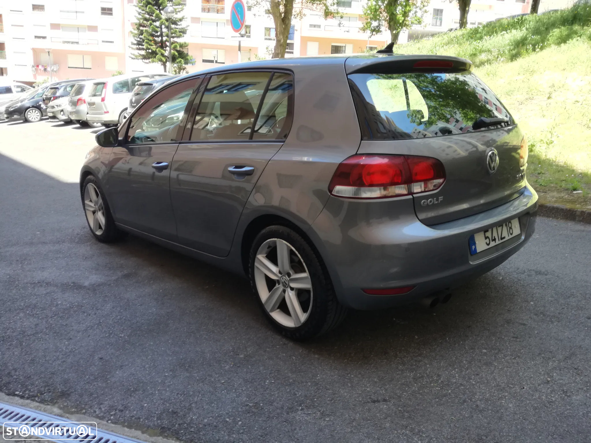 VW Golf 2.0 TDi Highline - 5