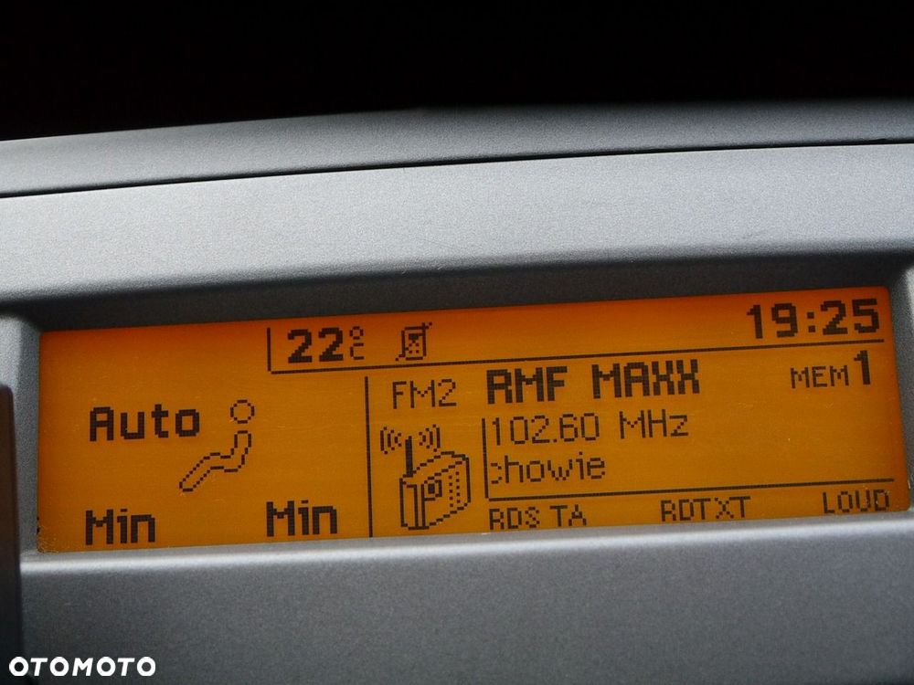 Peugeot 407 - 26