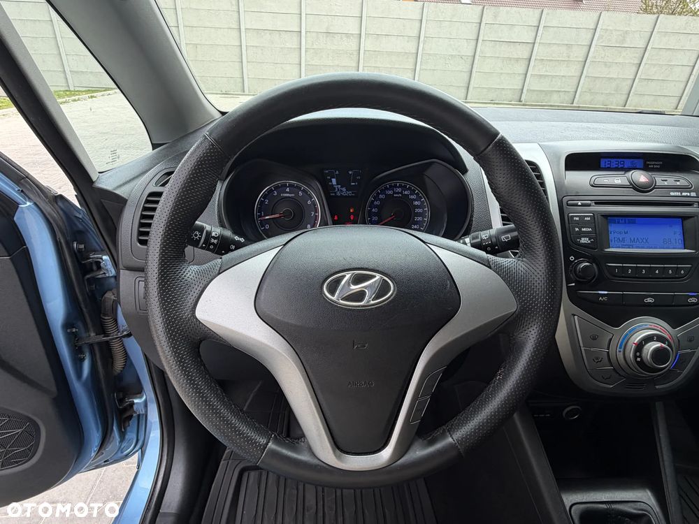 Hyundai ix20 1.4 Style blue - 14