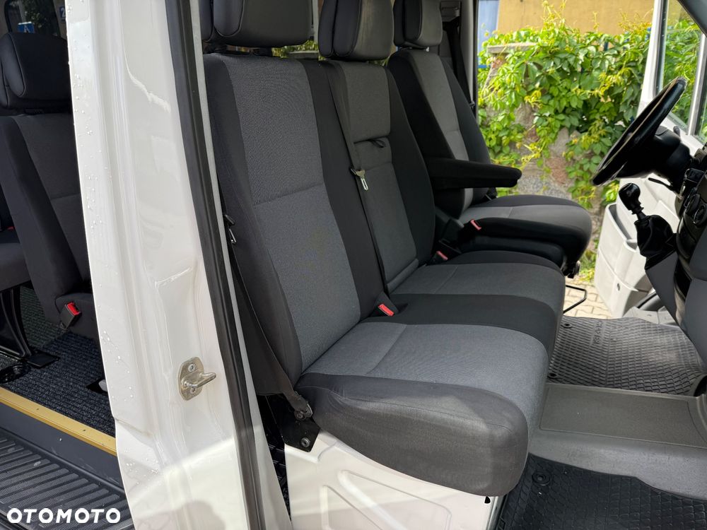 Volkswagen Crafter - 12