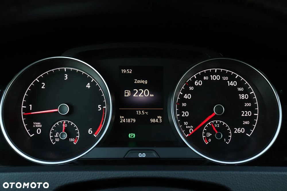 Volkswagen Golf 2.0 TDI (BlueMotion Technology) Highline - 25