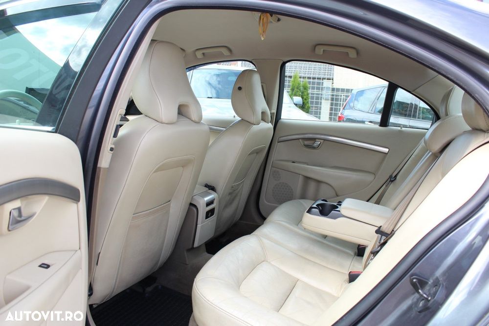 Volvo S80 - 9