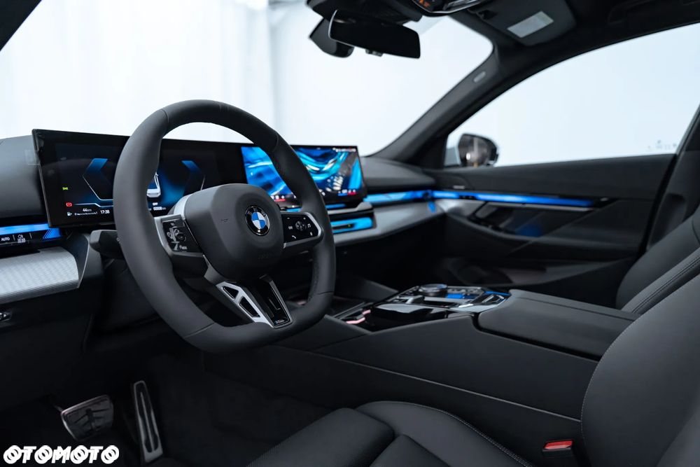 BMW Seria 5 520i mHEV M Sport - 22