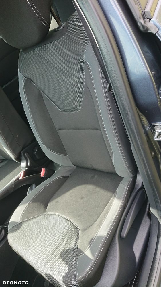 Renault Clio - 8