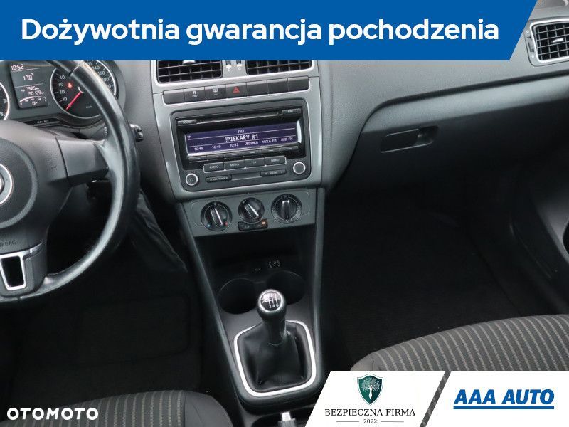Volkswagen Polo - 10