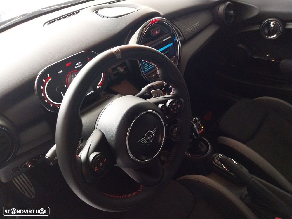 MINI 3 Portas John Cooper Works GP - 11