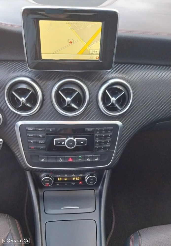 Mercedes-Benz A 200 CDi BE AMG Sport - 30