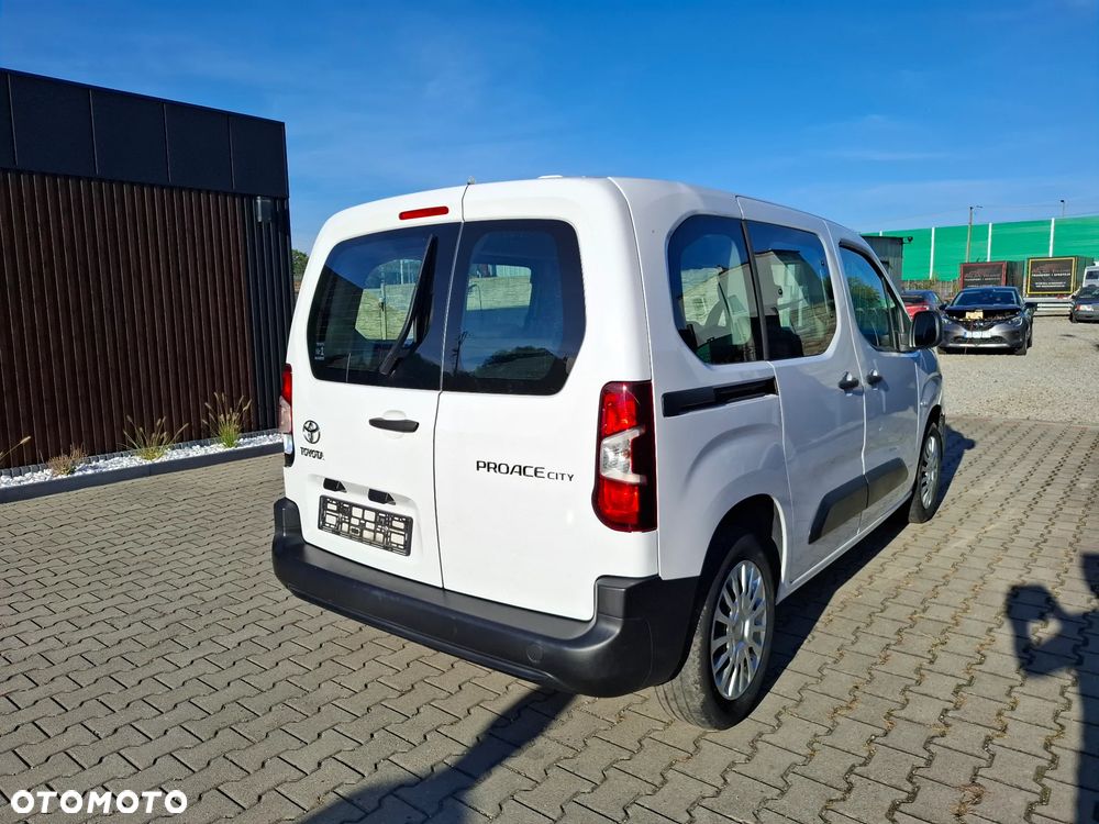 Toyota Proace City Verso - 8
