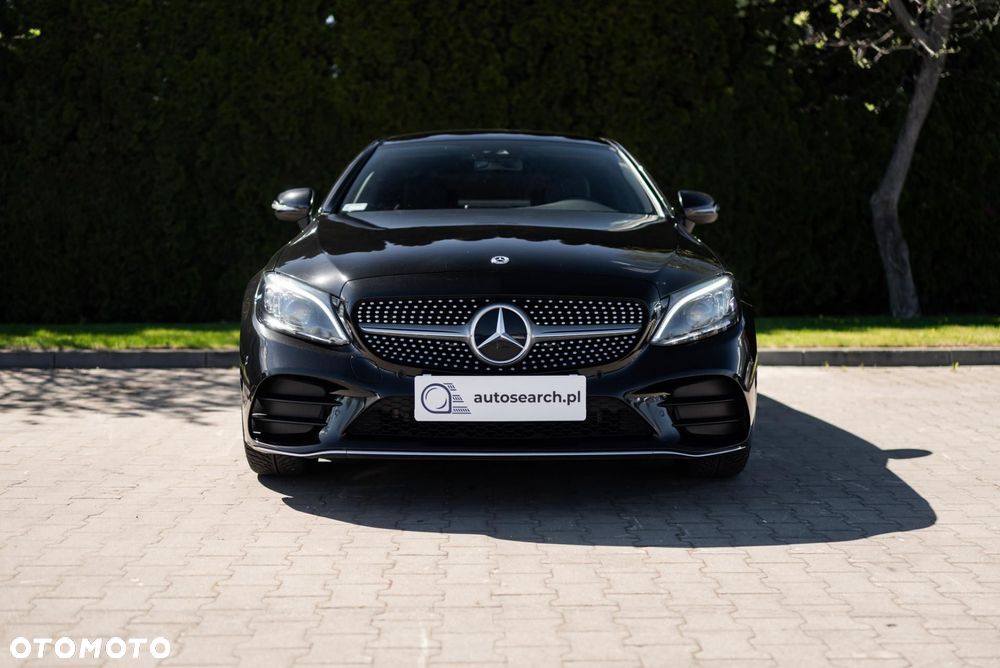 Mercedes-Benz Klasa C 300 9G-TRONIC - 3