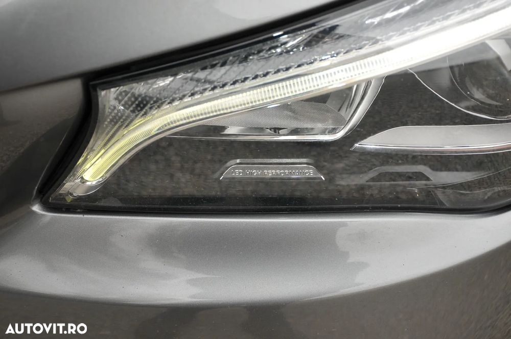 Mercedes-Benz CLA 180 7G-DCT - 11