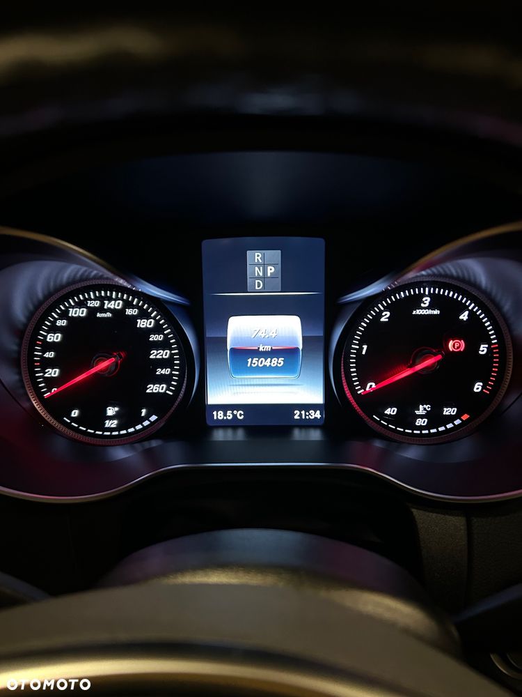 Mercedes-Benz GLC - 17