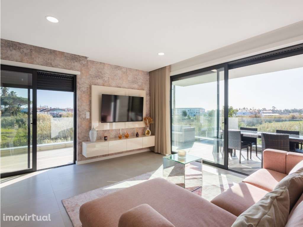 **Apartamento T3 Duplex em Mira - Moderno, Luxuoso e a Poucos Km da... - Grande imagem: 3/29