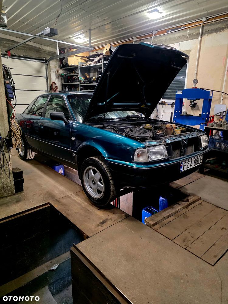 Audi 80 2.0 E - 9