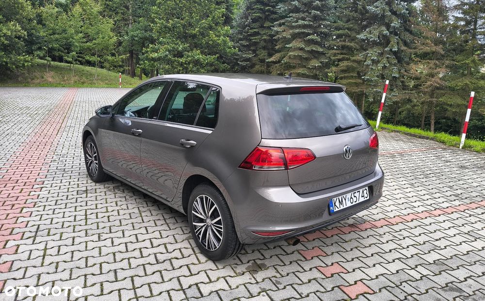 Volkswagen Golf 1.2 TSI BlueMotion Technology Allstar - 3
