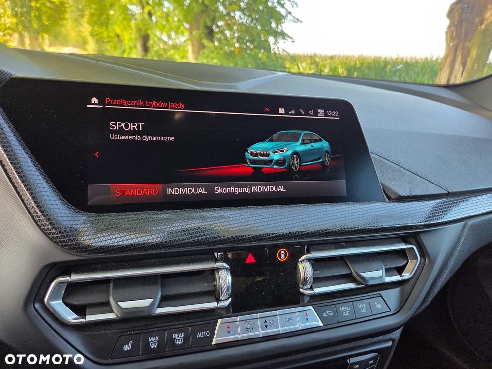 BMW Seria 2 218i M Sport - 11