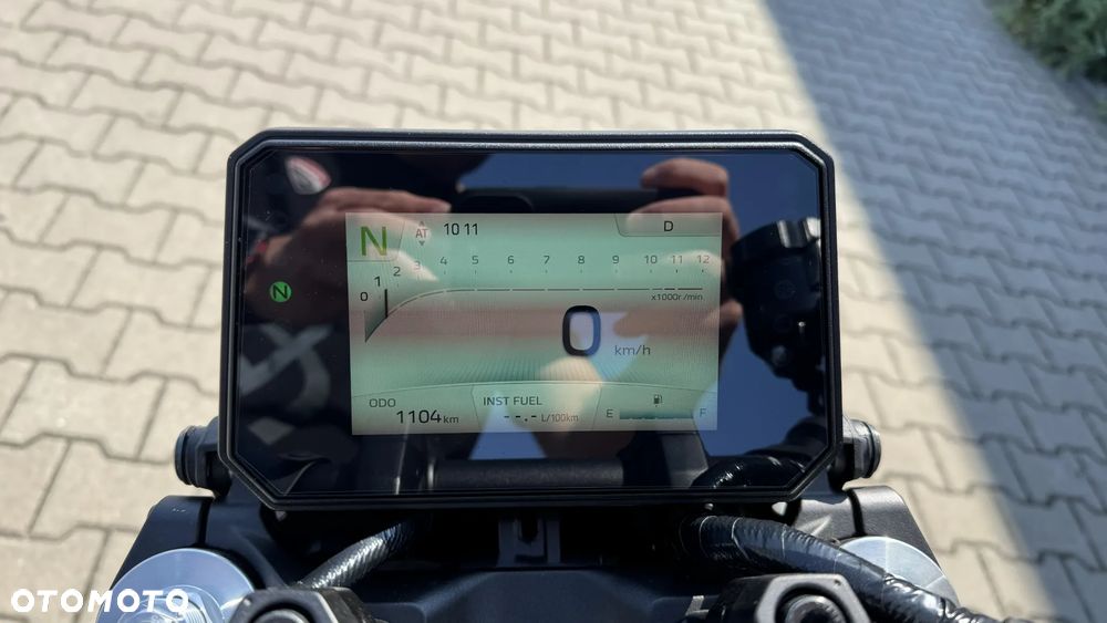 Yamaha MT - 6