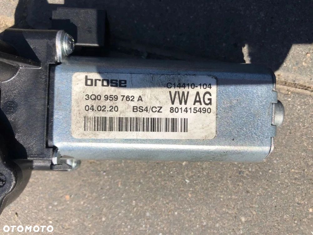 CZĘŚCI FOTELI AUDI Q7 4M GRZANE ELEKTRYCZNE - 16