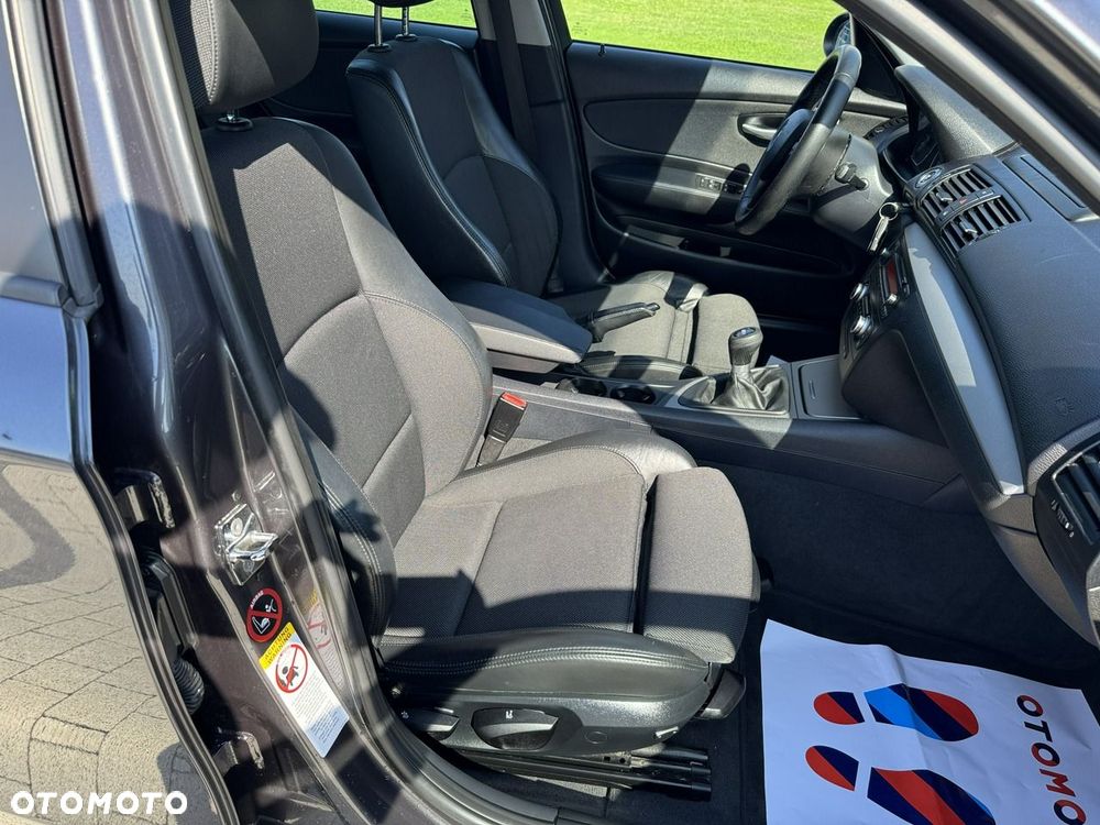 BMW Seria 1 118d DPF Edition Lifestyle - 29