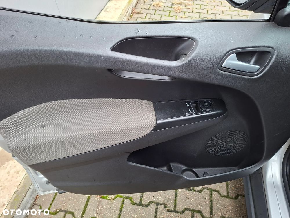 Ford Tourneo Courier - 6