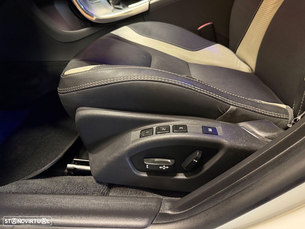Volvo V60 1.6 D2 Drive R-Design Powershift Start/Stop - 7