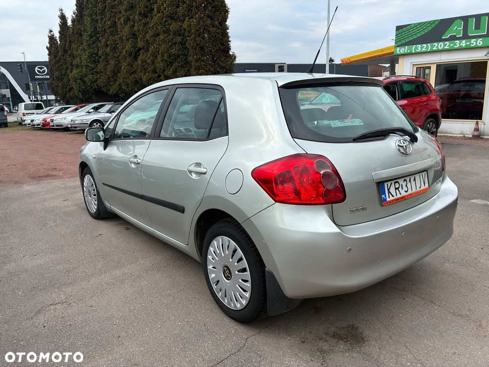 Toyota Auris - 7