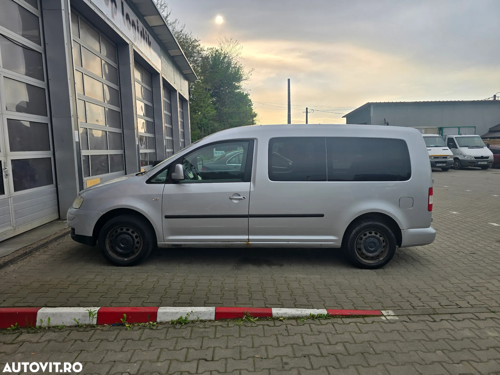 Volkswagen Caddy 2.0 TDI (7-Si.) - 3