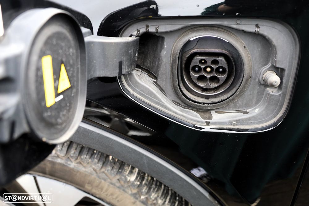 Volvo XC 40 1.5 T4 PHEV Essential - 4