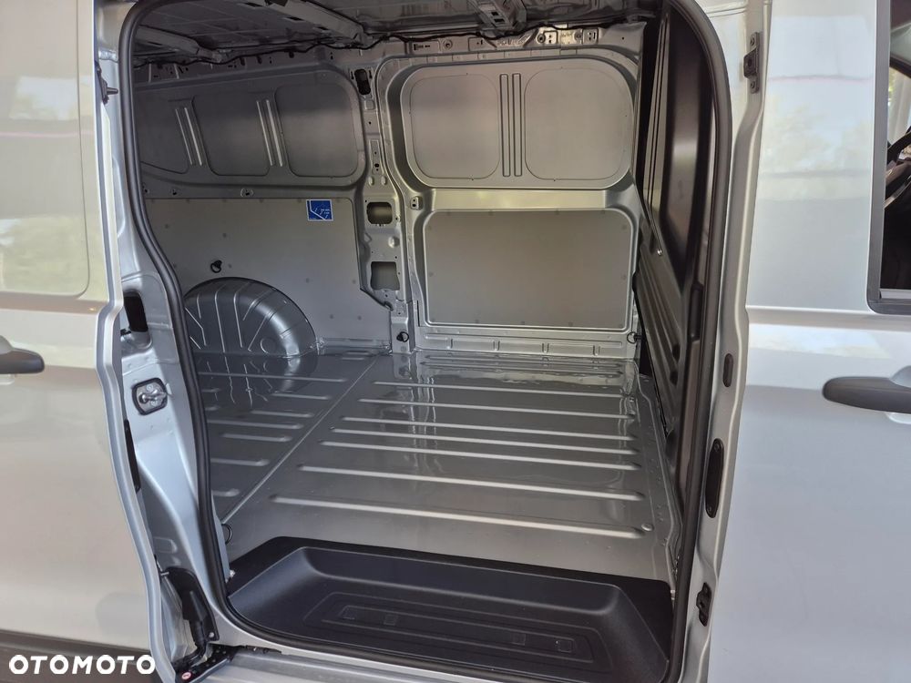 Volkswagen Transporter - 8
