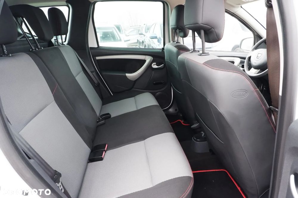 Dacia Duster 1.6 16V 105 4x2 Ice - 12