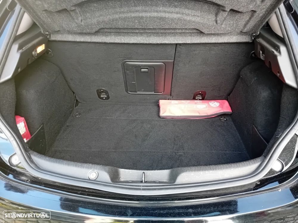 Alfa Romeo Giulietta 1.6 JTDm Progression - 29