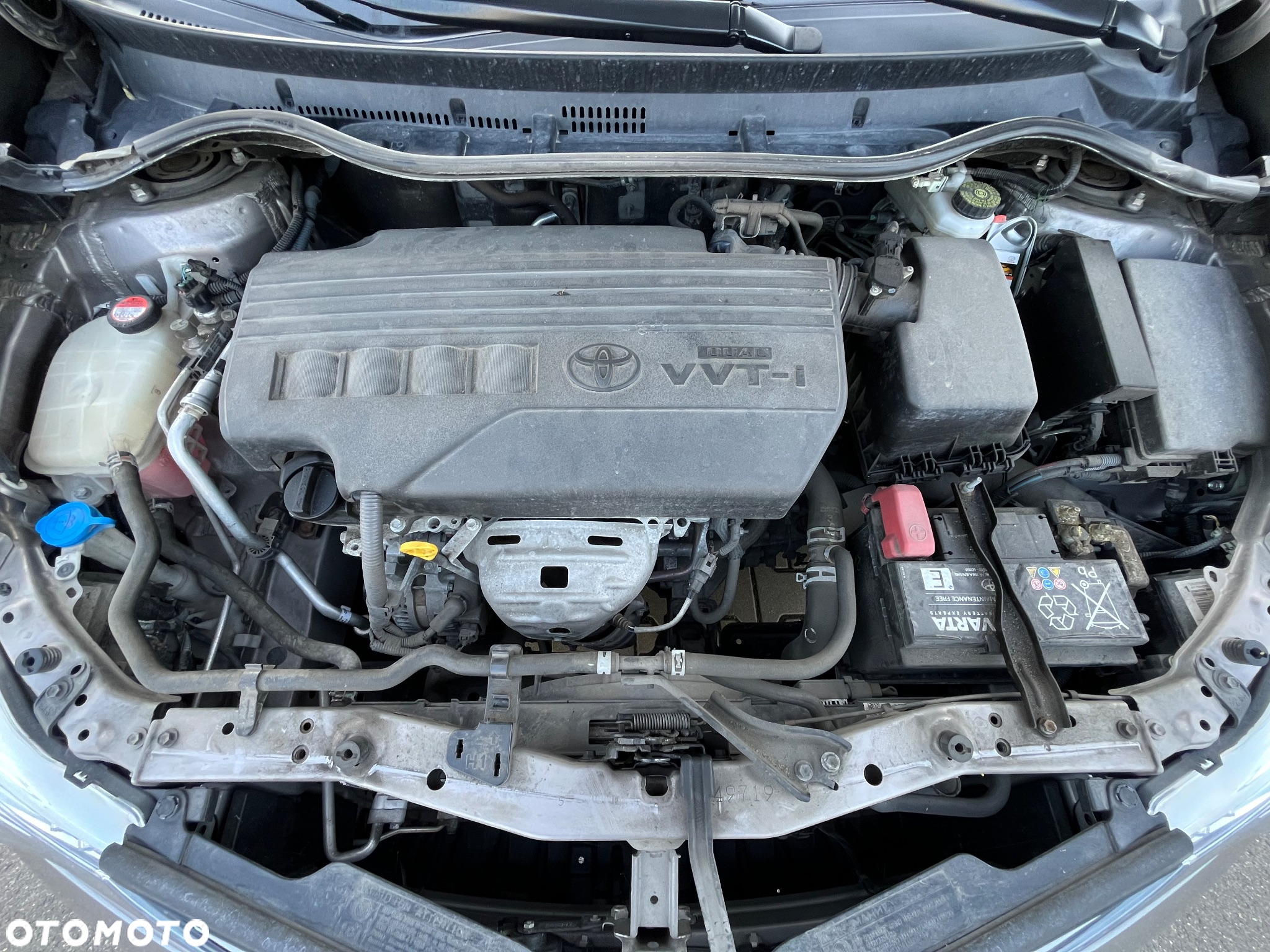 Toyota Auris 1.33 VVT-i Comfort - 12