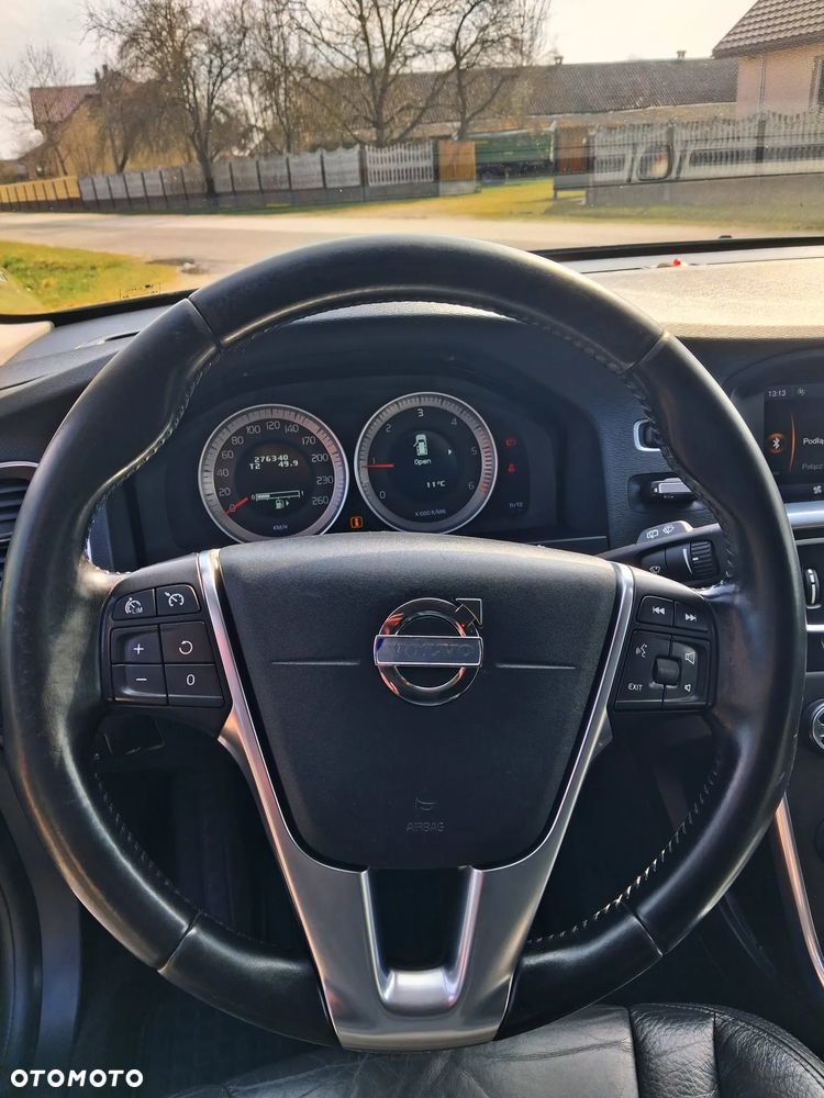 Volvo V60 D2 Momentum - 9