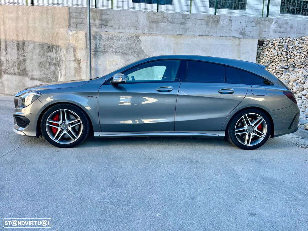 Mercedes-Benz CLA 45 AMG 4Matic 7G-DCT Orange Art Edition - 11
