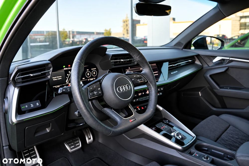 Audi RS3 Sportback TFSI Quattro S tronic - 19