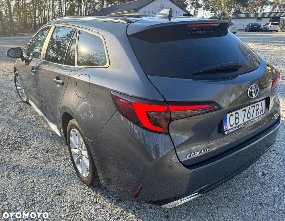 Toyota Corolla 1.8 Hybrid Comfort - 3
