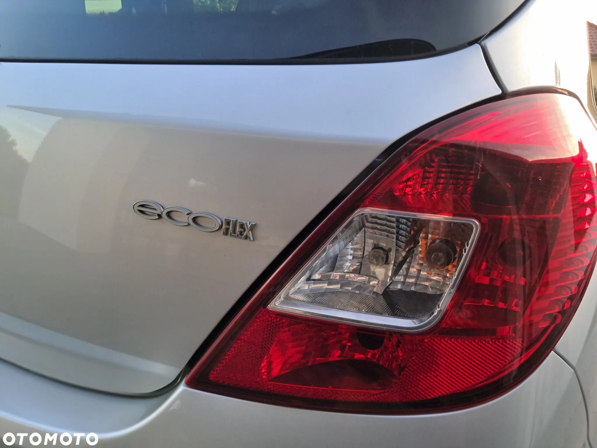 Opel Corsa 1.2 16V Edition 150 - 11