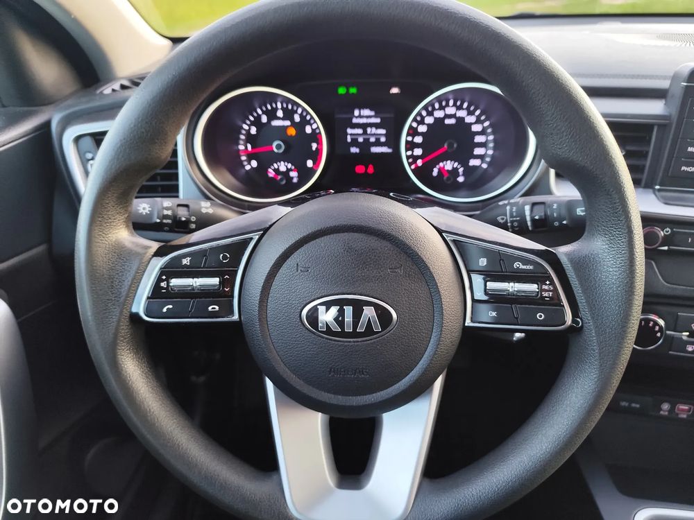 Kia Ceed 1.4 T-GDI S - 22