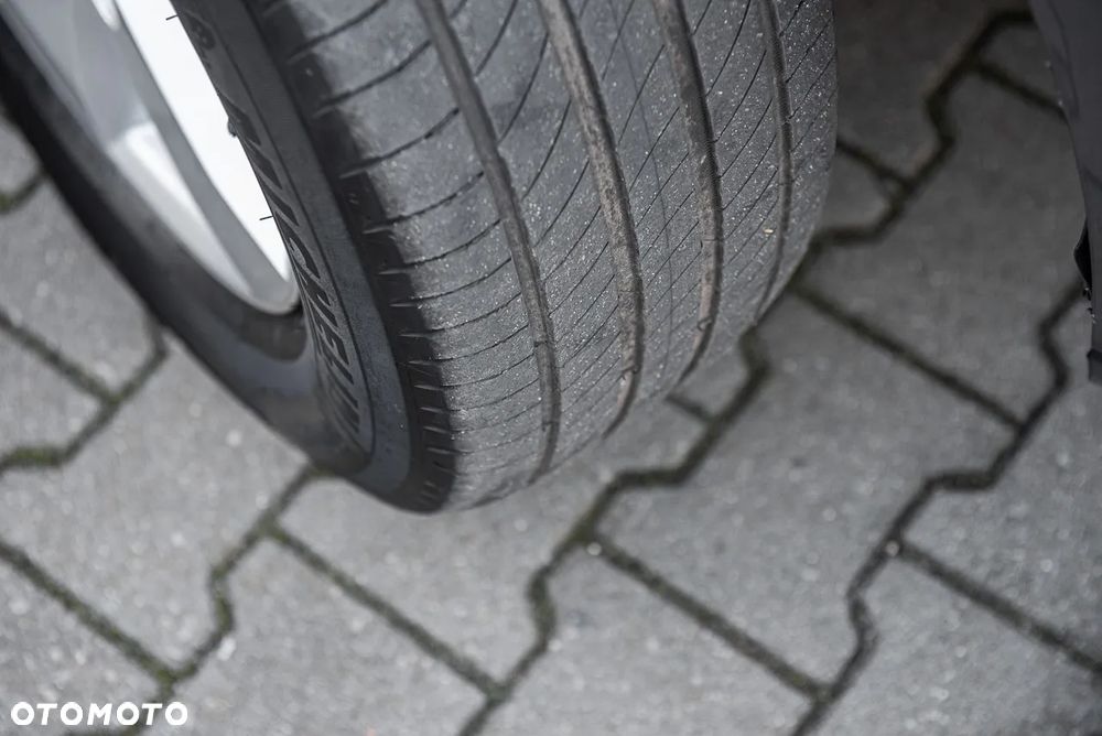 Fiat Freemont 2.0 Multijet 16V DPF Automatik Allrad Lounge - 31