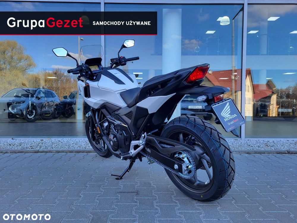 Honda NC - 12