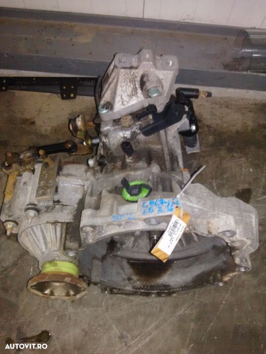 Cutie viteze VW Golf 4,1.6 benzina 16V an fabr. 2002 - 1
