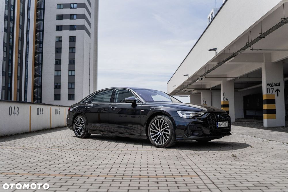 Audi A8 - 6