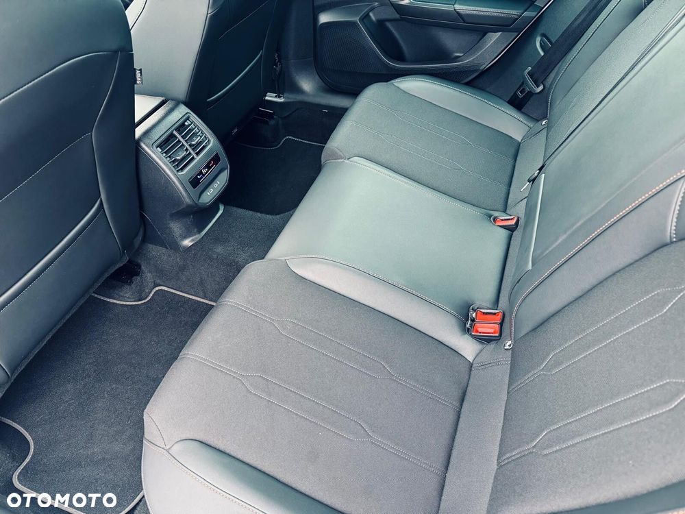 Cupra Formentor - 12